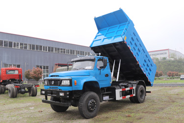 東風(fēng)4×4尖頭EQ3122越野自卸卡車(chē)_四驅(qū)210馬力加高板翻斗_13方渣土砂石礦山工地專(zhuān)用運(yùn)輸車(chē)